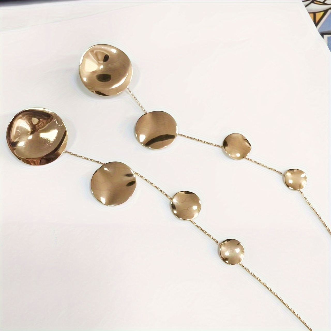 1 Pair Of Fashionable And Unique Round Geometric Tassel Long Stud Earrings