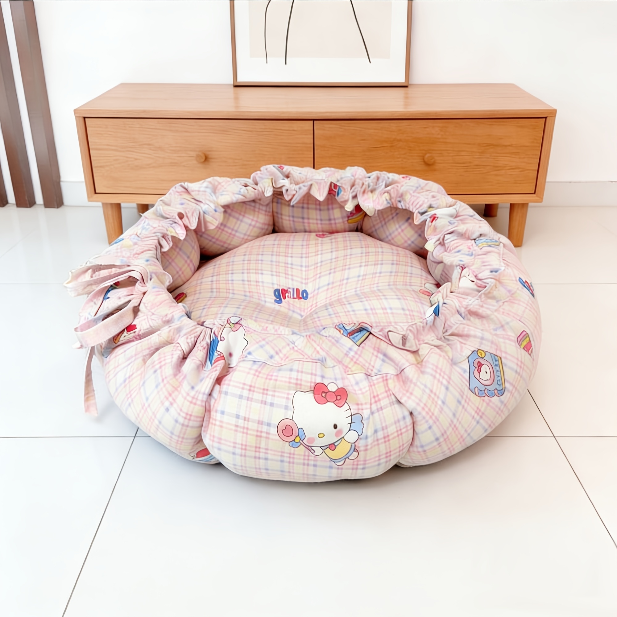 Bed For Dogs Or Cats, Designed For Winter And , Featuring A Warm Lace Design. Ideal For Small Dogs Like Teddy And Corgi, Weighing Around 11 (6.5 Kg)