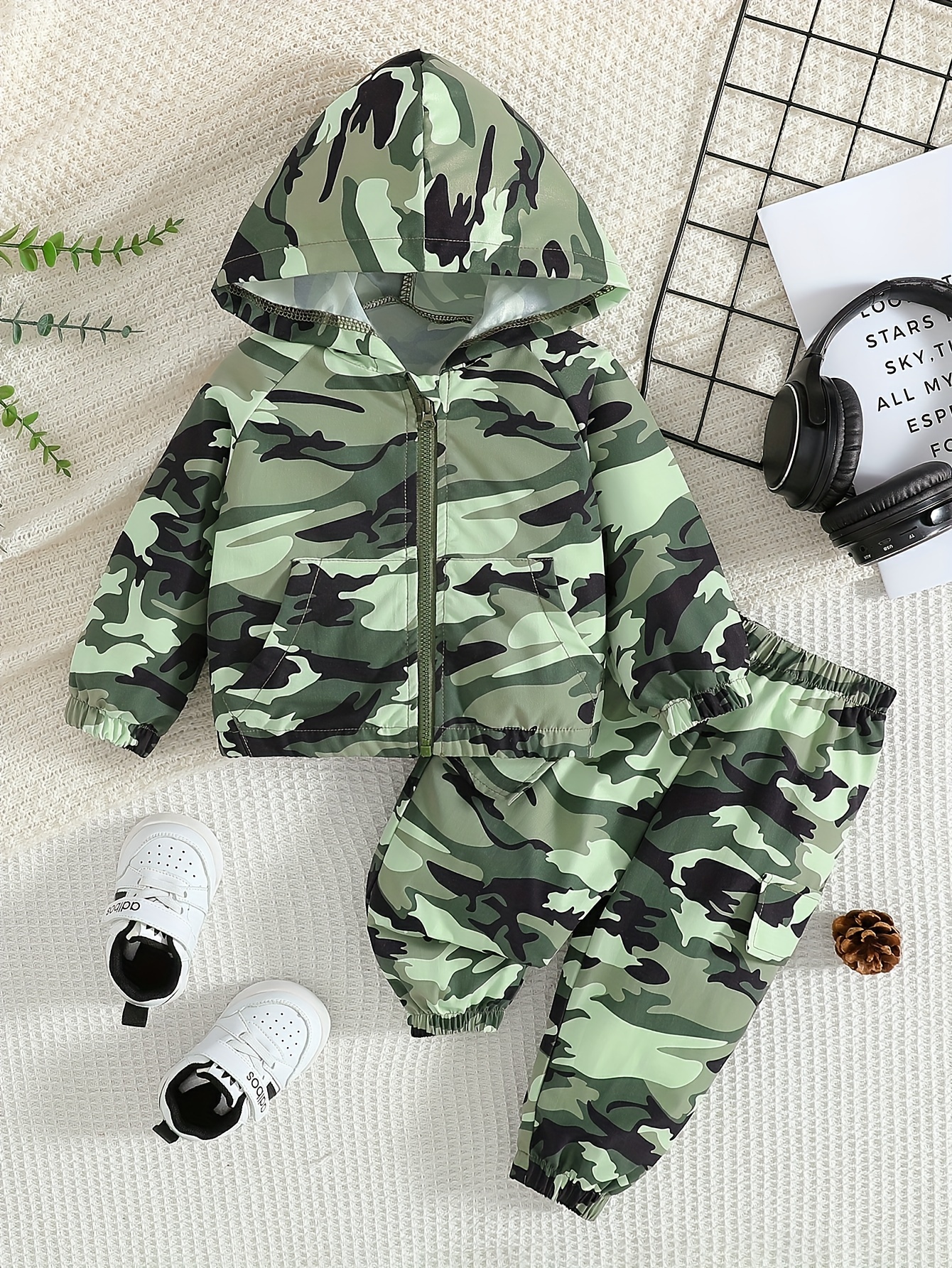 Boys Army Costume Set - 3 Piece (Hoodie, T-Shirt, Trousers) Camo Outfit Age 3-13