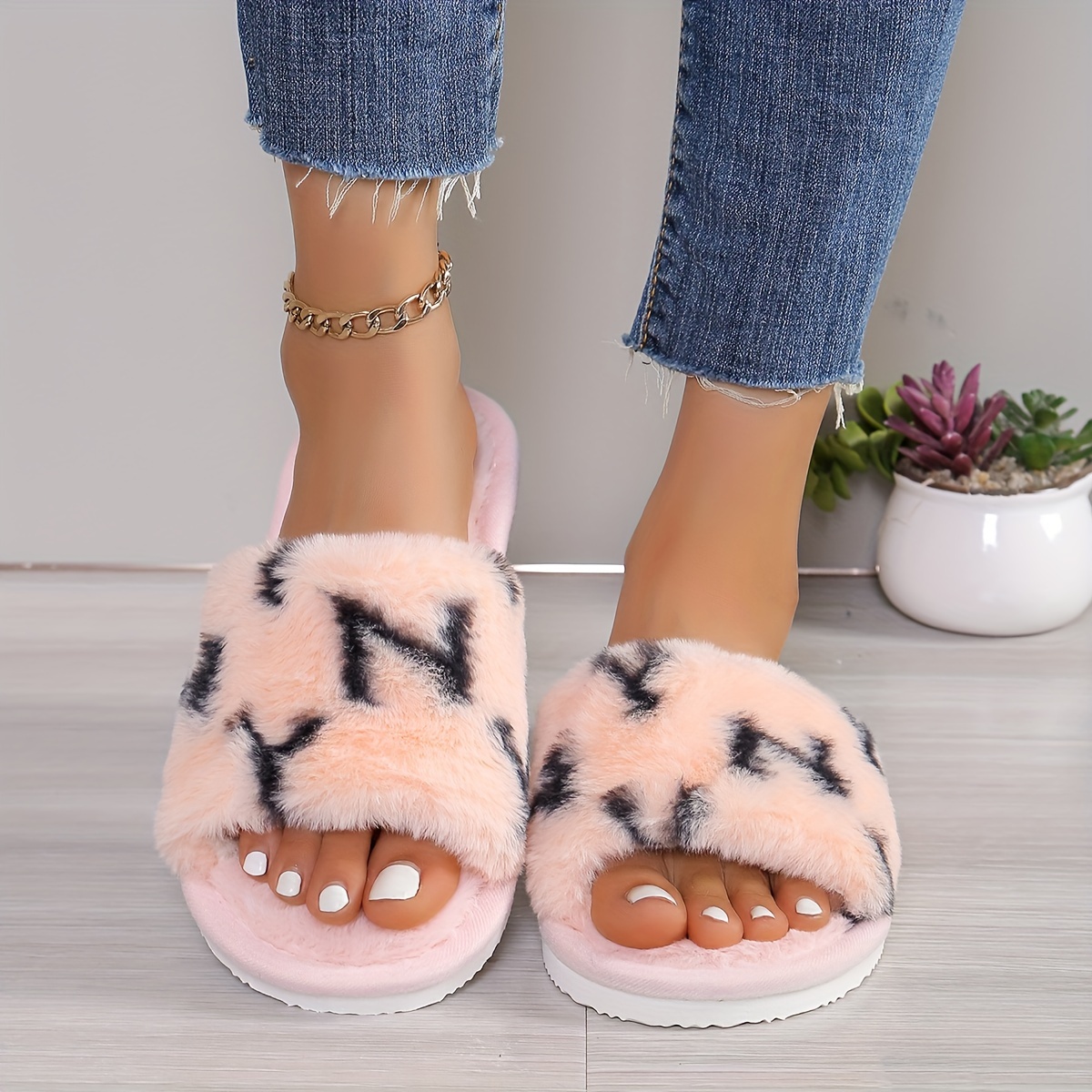 

Letter Fluffy Home Slippers, Soft Sole Plush Lined Cozy Shoes, Non-slip Bedroom Mute Slippers