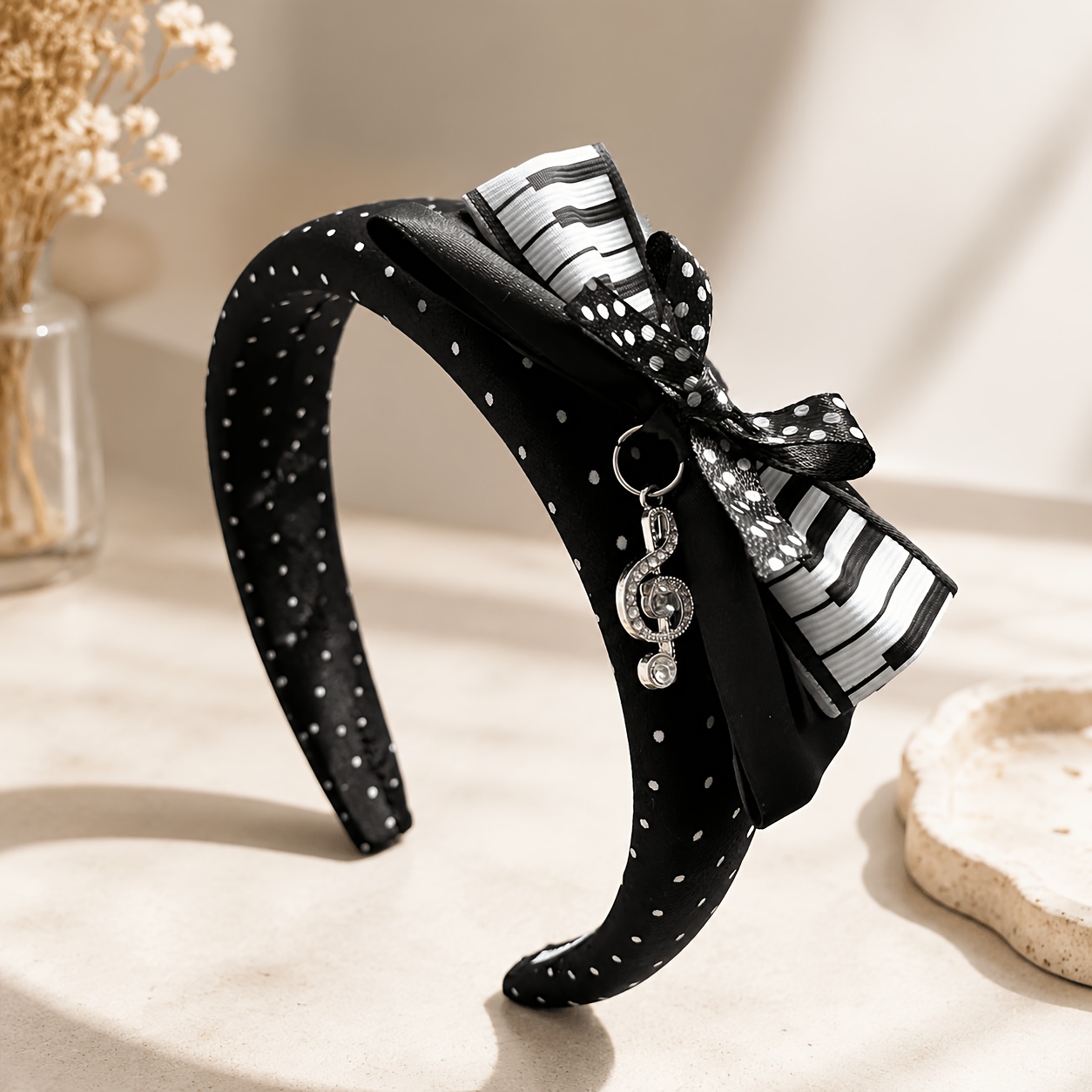 accessories sold on Temu United States