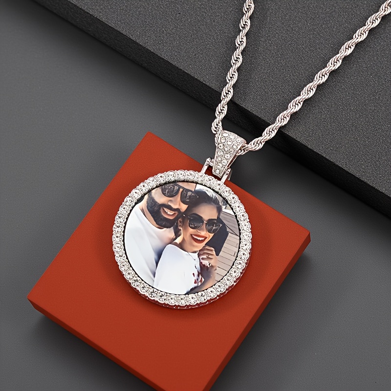 TEMU Personalized Photo Customized Round Pendant Necklace, Alloy Single-sided Round Twist Chain Picture Customized Golden Necklace, Suitable For