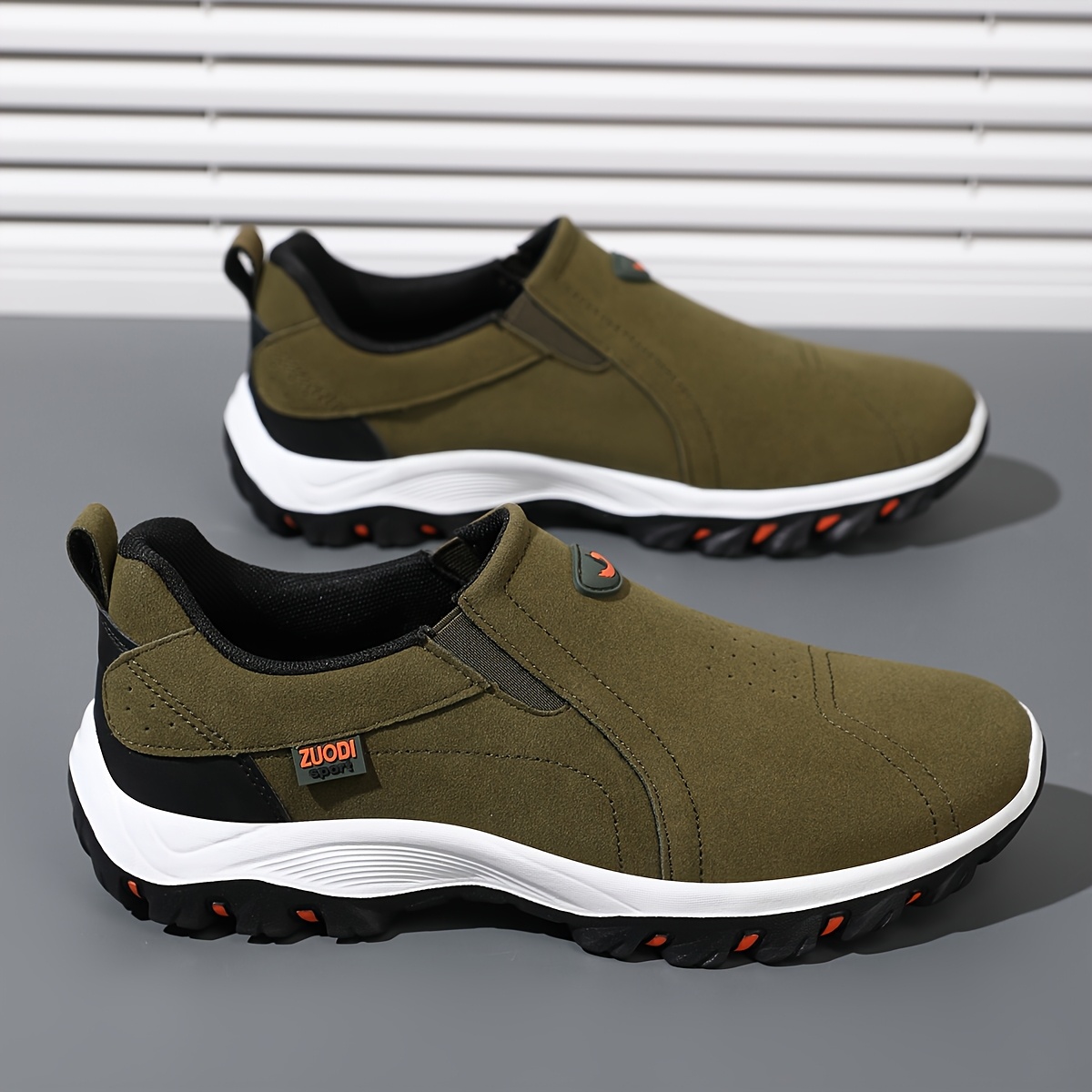 Men's Fat Wide Toe Athletic Shoes, Comfortable Sneakers for Active Use