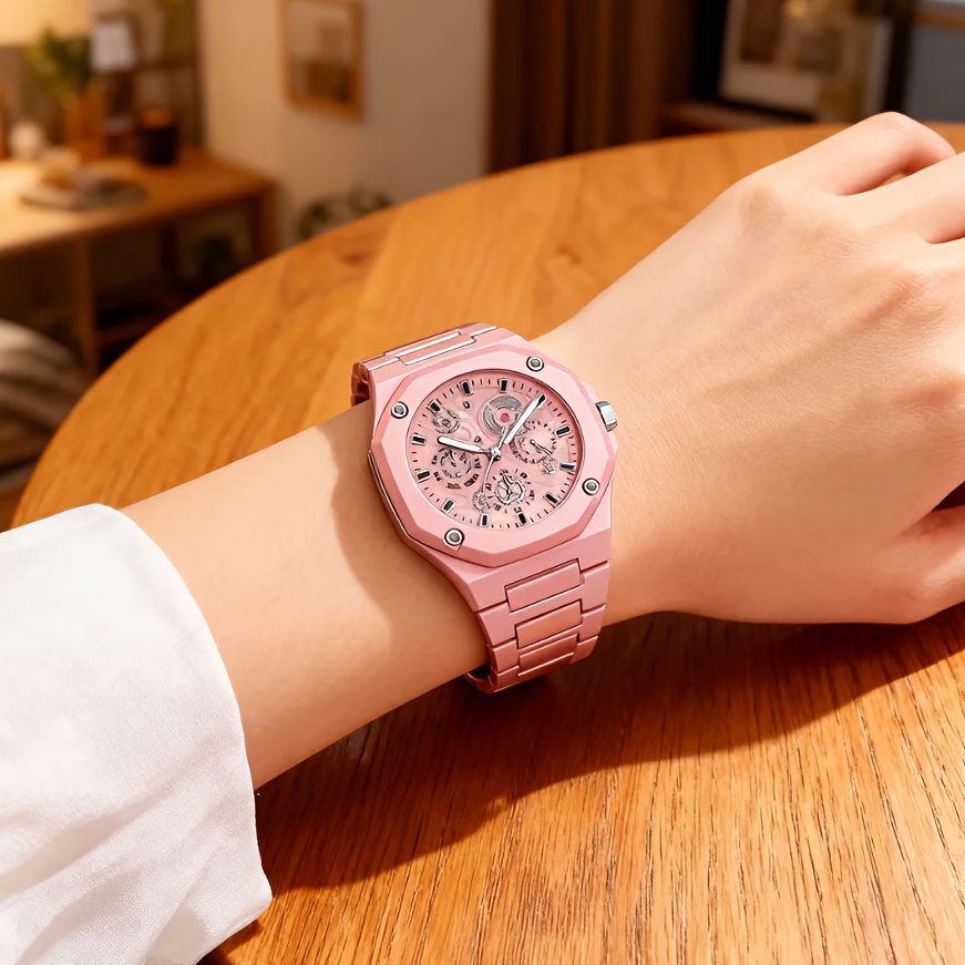 Stylish Elegant Women's Quartz Watch with Round Case