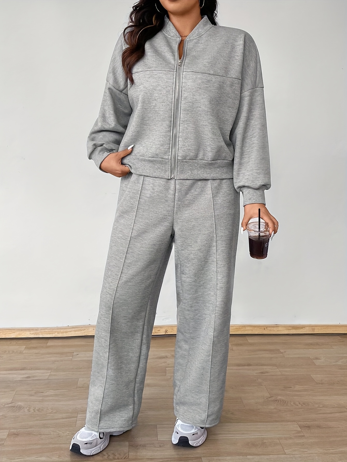 Ensemble 2 Pièces Grande Taille Velours Gris Grande Taille - Grande Taille - Mode Automne et Hiver Femme Grande Taille - Ensemble Deux Pièces Grande Taille en Velours