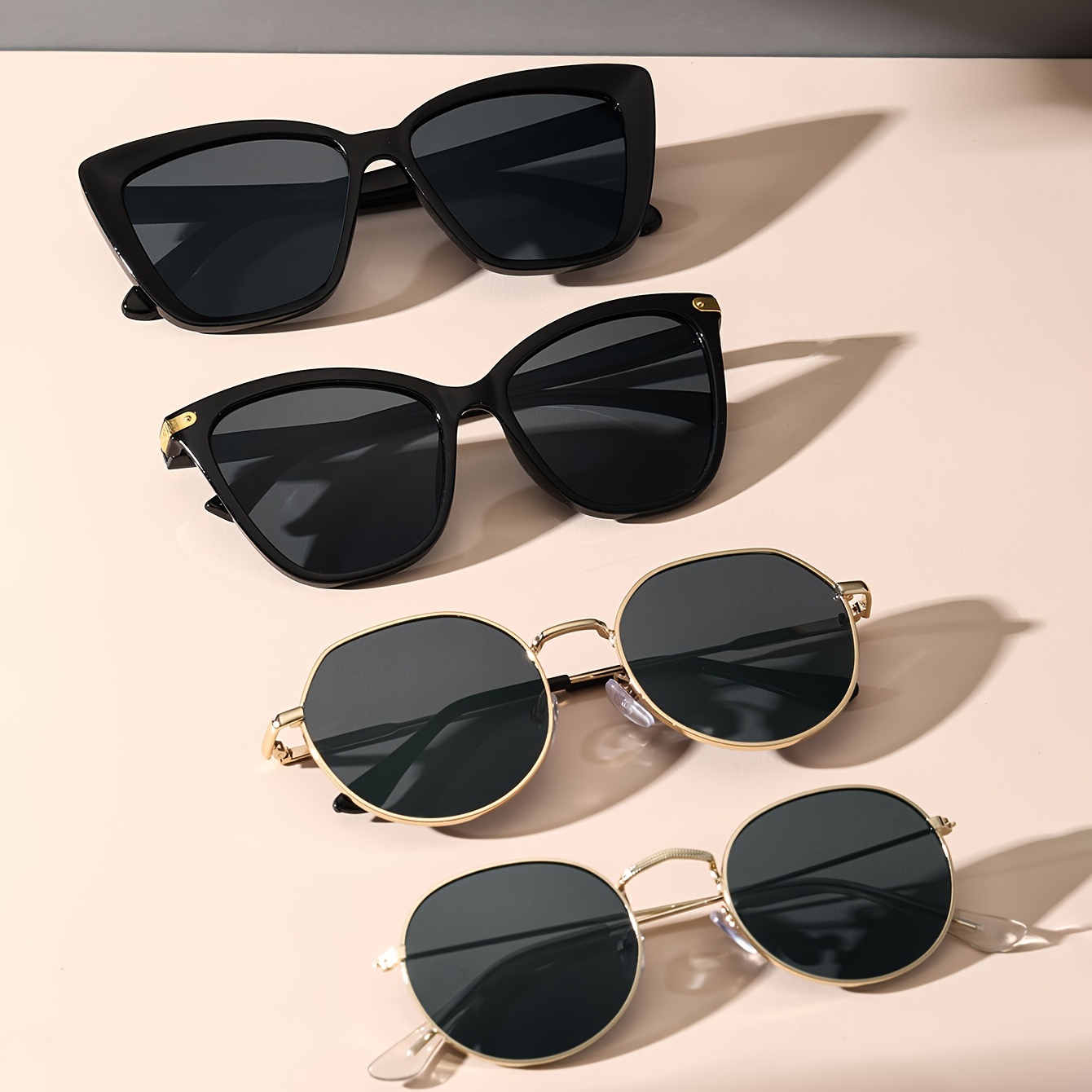 

4pcs Classic Frame Fashion Glasses Fashion Fashion Glasses For Women Men Anti Glare Sun Shades Glasses For Driving Beach Travel