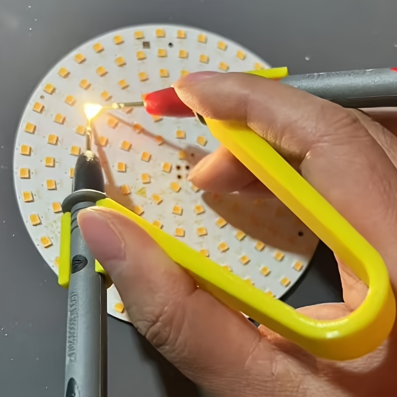 2 piezas Soporte de sonda de multímetro y operación con una sola mano - Asistente de clip de bolígrafo de sonda de prueba adecuado para sondas de punta comunes, compatible con cables de prueba de componentes, para electricistas, aficionados