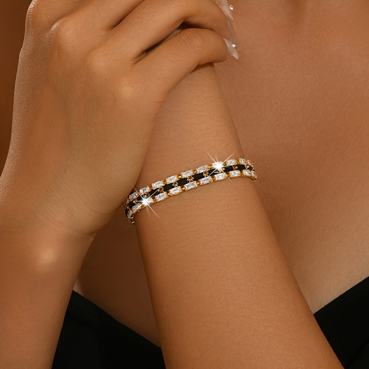 Luxurious Rectangular Cubic Zirconia Bracelet
