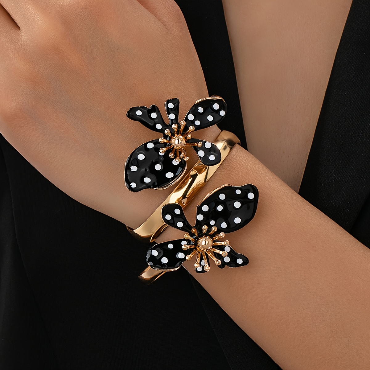TEMU 1pc French Style Polka Dot Floral Bangle, Suitable For Daily And Party Wear Women Jewelry