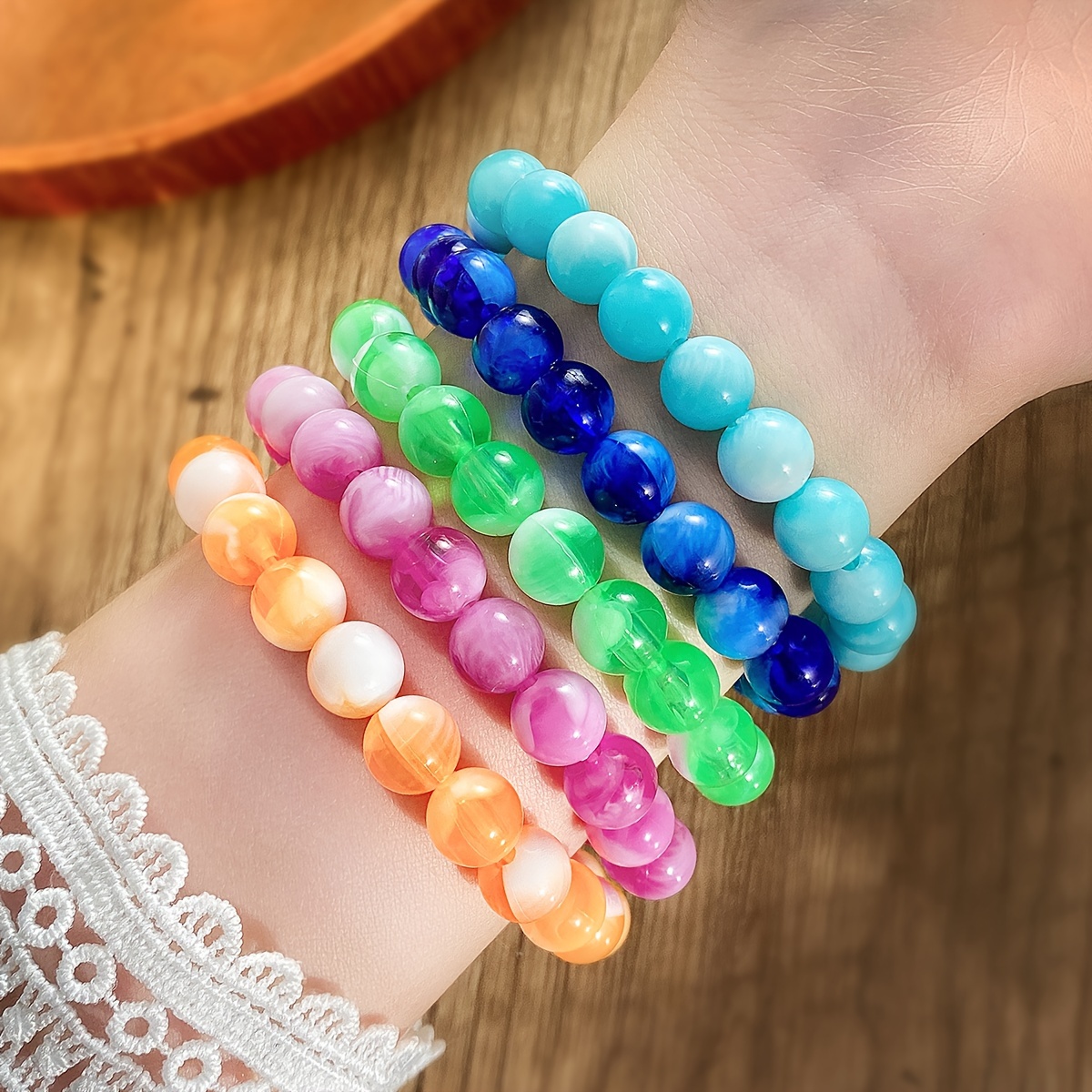 TEMU Set Of 5, Easy Style Gradient Color Elastic Acrylic Bead Bracelets Suitable For Everyday Gifting