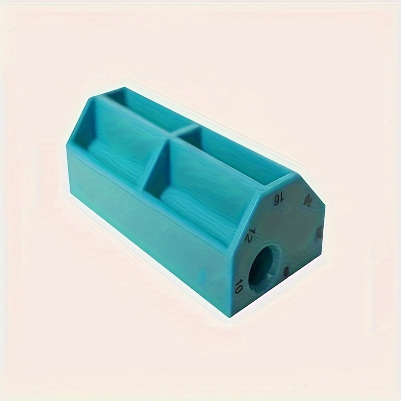 A Single Piece Of Plastic Tool For Horizontal Marking In Woodworking, A Versatile Pencil Marking Device Suitable For Cabinets, Countertops, And Flooring, Designed For Woodworking Tasks