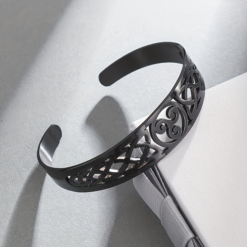 Women's Retro Celtic Knot Design Stainless Steel Open Bangle