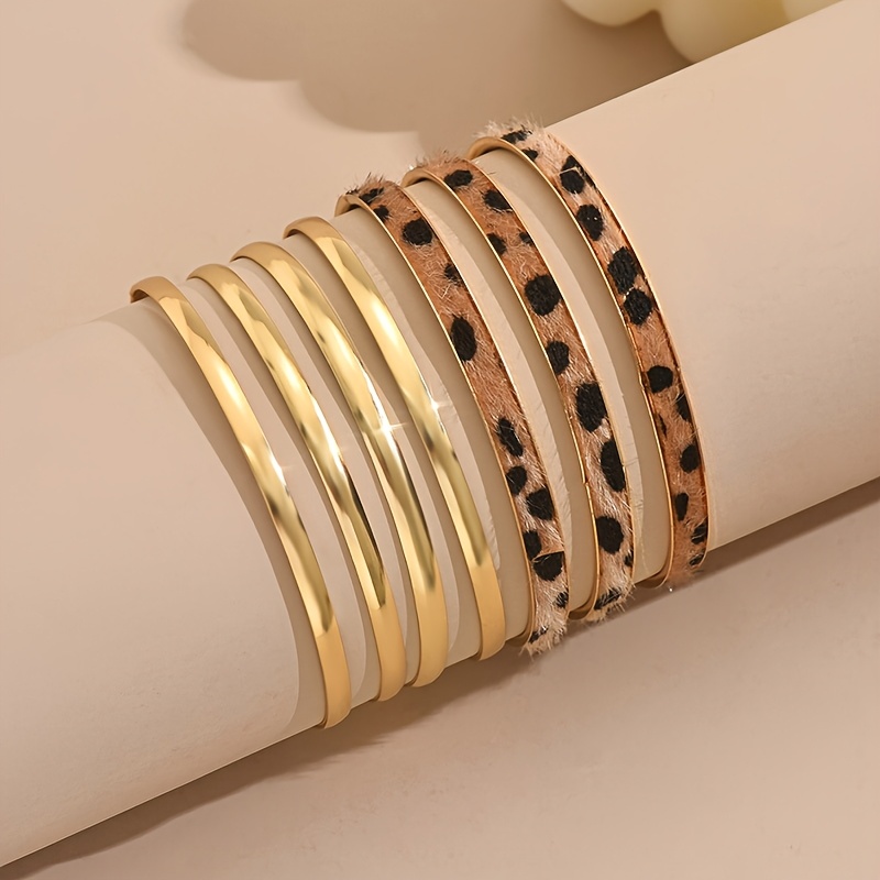 7pcs Bold Leopard Print Layer Bracelet Set for Women