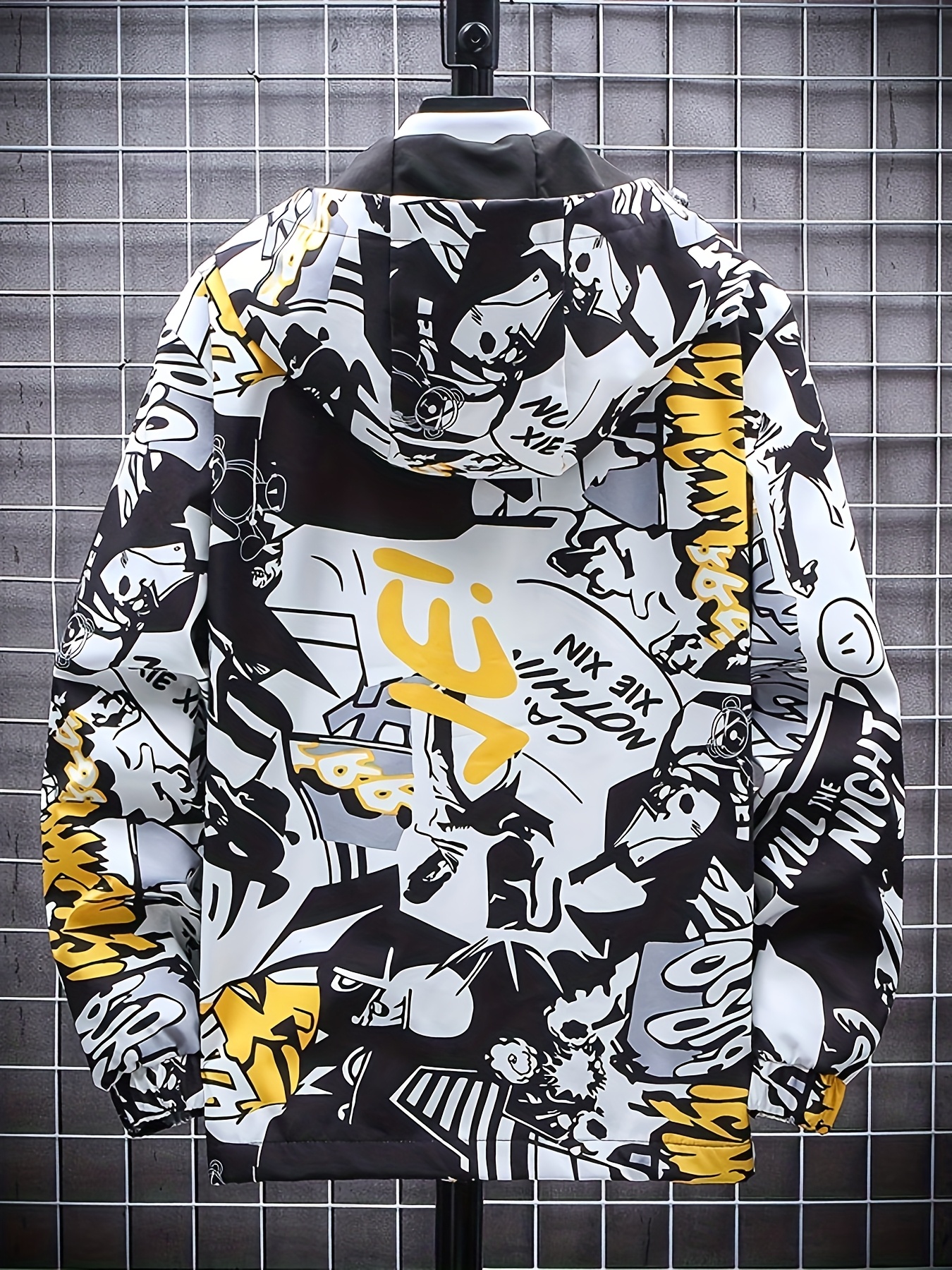 Chamarra popular y elegante para hombres con capucha y de longitud media con graffiti de moda de primavera y otoño. Chamarra versátil popular para hombres y mujeres con el mismo estilo.