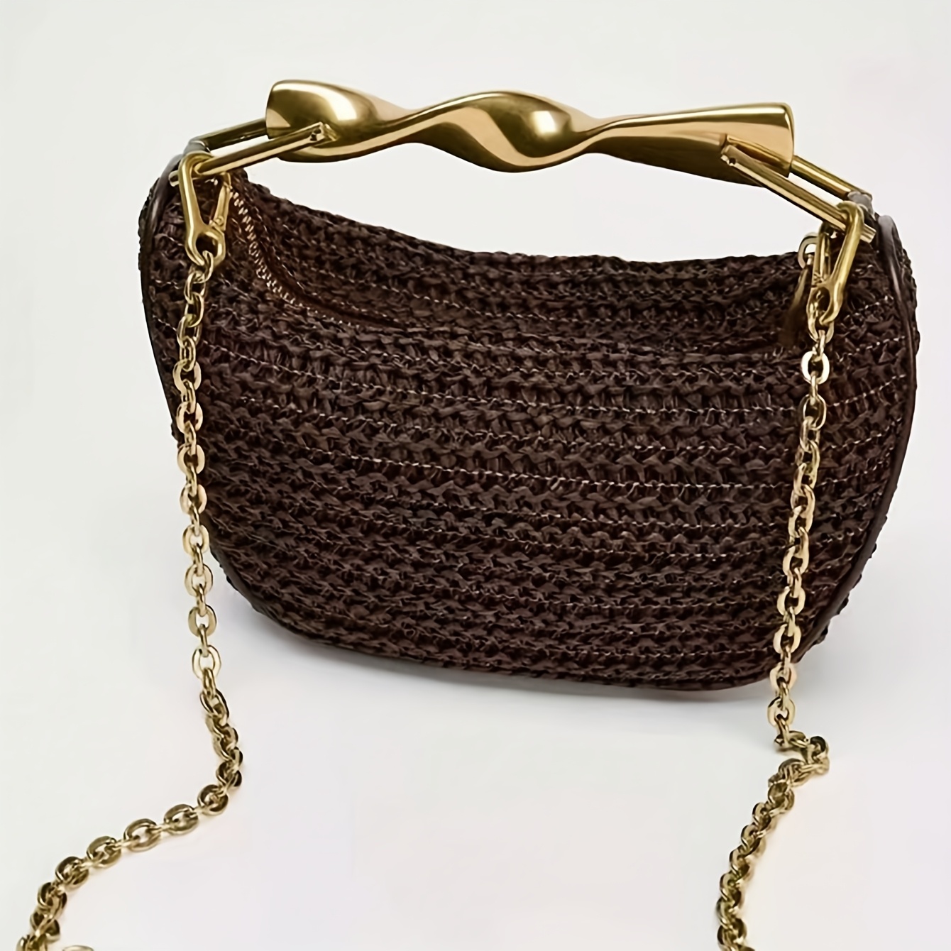 Image of A Women's Design Fashionable Versatile High-end Straw Woven Metal Handle Bag, Elegant Shoulder Crossbody Bag