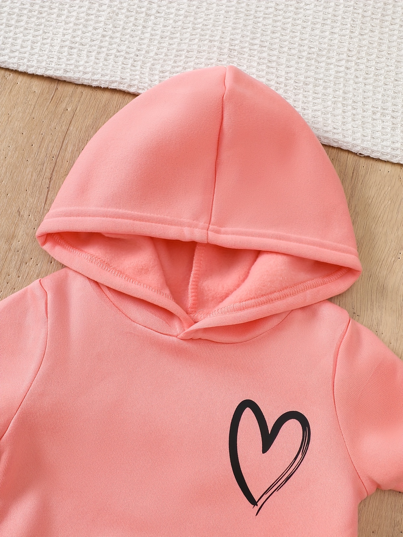 3 of 6 stuks Meisjes Winterkleding Set - Roze/Witte Capuchon Trui & Wijde Broek met Hartprint (Luipaard//Beer)