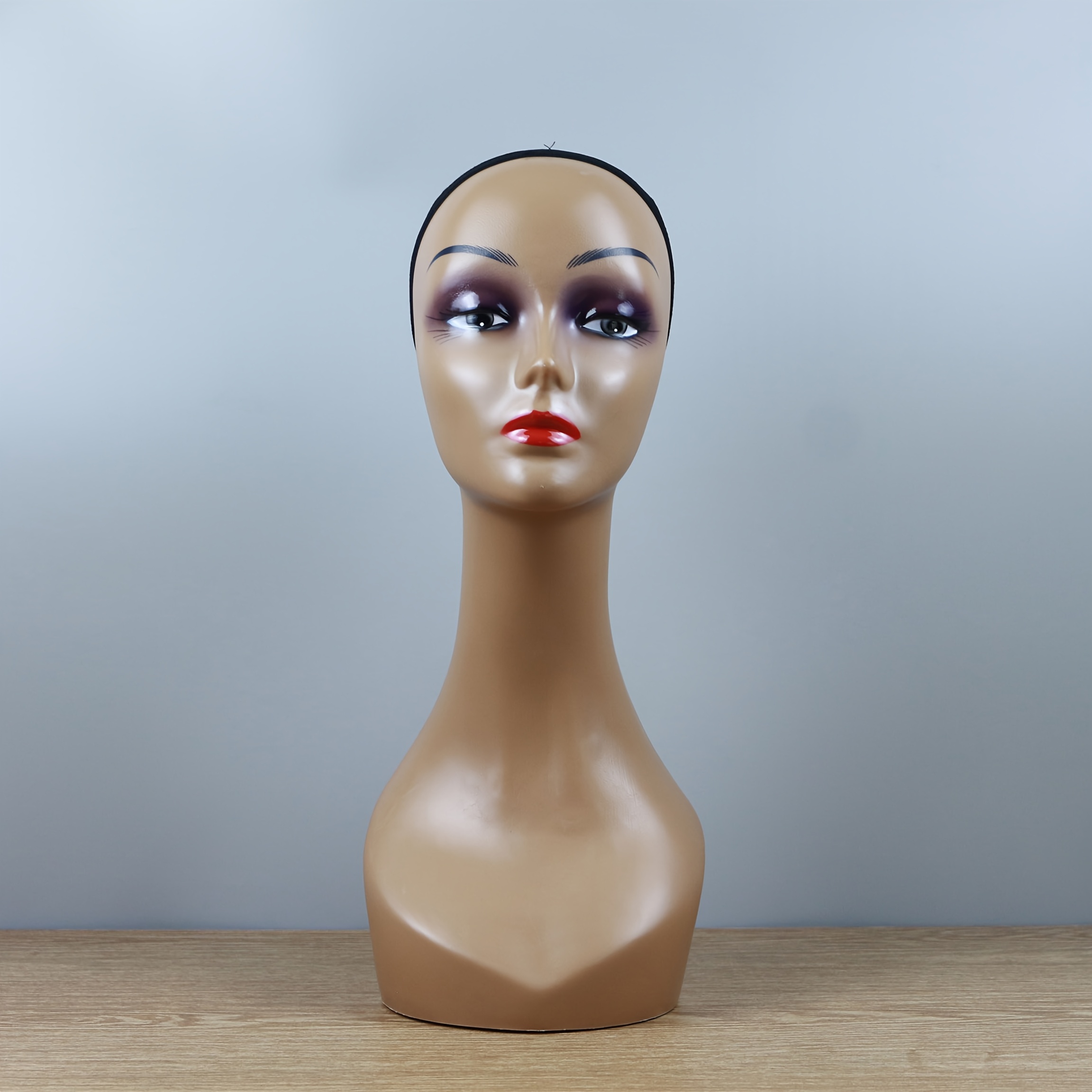 TEMU Cabeza de maniquí realista con base para soporte de peluca - Diseño sin orejas, ideal para entrenamiento en salones de belleza, exhibición de