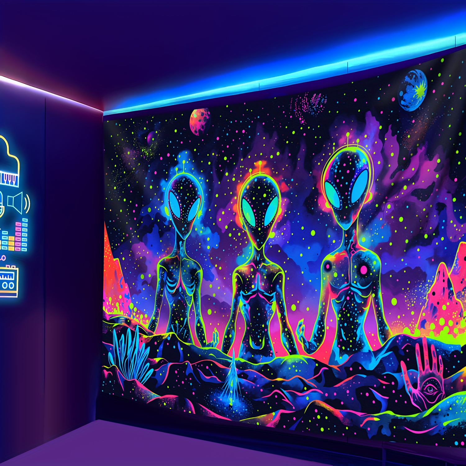 Three Mysterious Aliens Glow In Uv Light Aesthetic Wall Tapestry_voghion.com