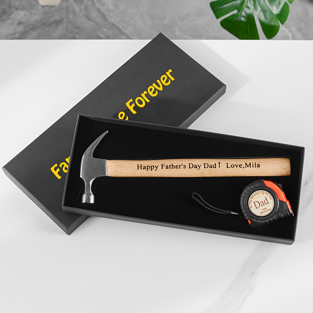 

1 Set Personalized Claw Hammer And Tape Measure Gift Set, Engraved With Name And , Steel, Ideal For Father's Day, No Required, Uncharged - Perfect Gift For Dad