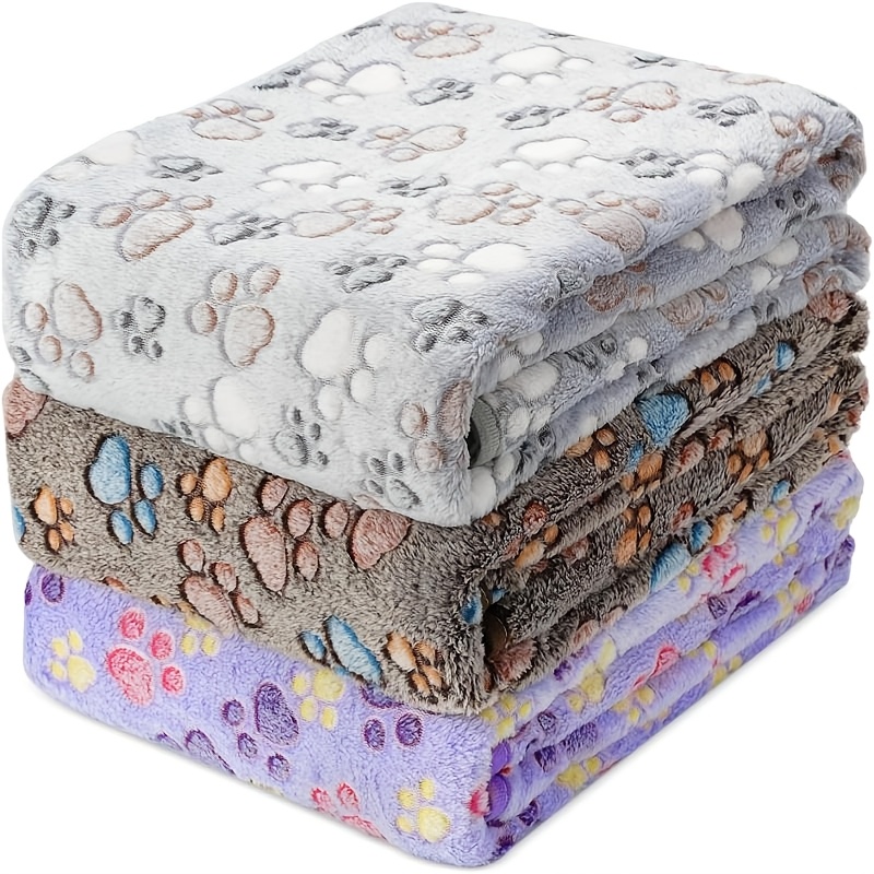 3pcs Thickened Pet Blankets with Footprint Pattern for Warmth and Comfort