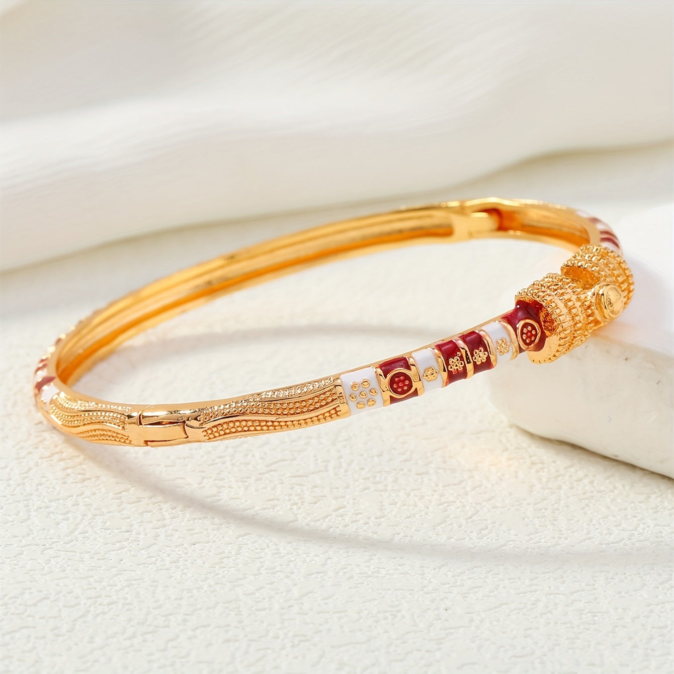 Middle Eastern Directional Arabic Bow-Shaped Radiant Line Drop Oil Bow Tie Pattern Women's Clasp Bracelet