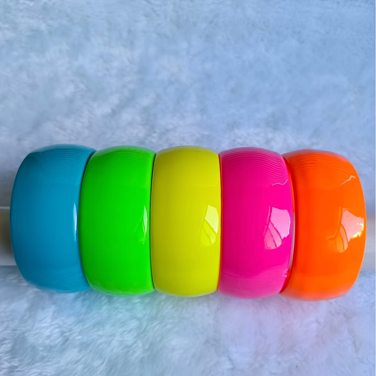 

1pc Bracelet Manchette Bohème Élégance en Résine, Acrylique Fluorescent Vibrant, Non Plaqué, Bijou pour un et , Accessoire Unisexe