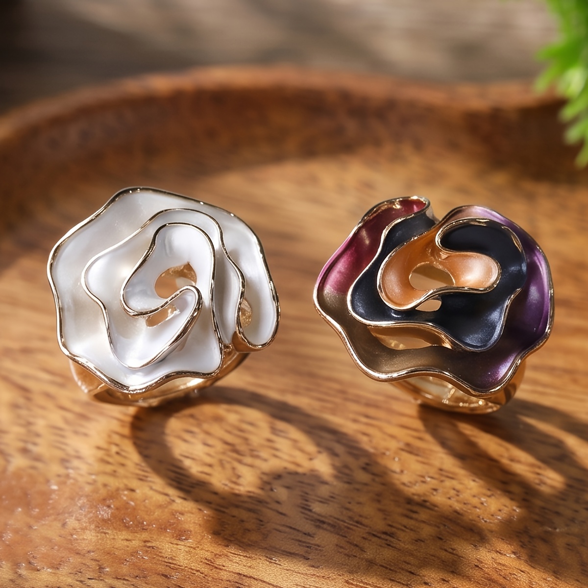 Women's 2pcs Plated Enamel Flower Adjustable Ring Set