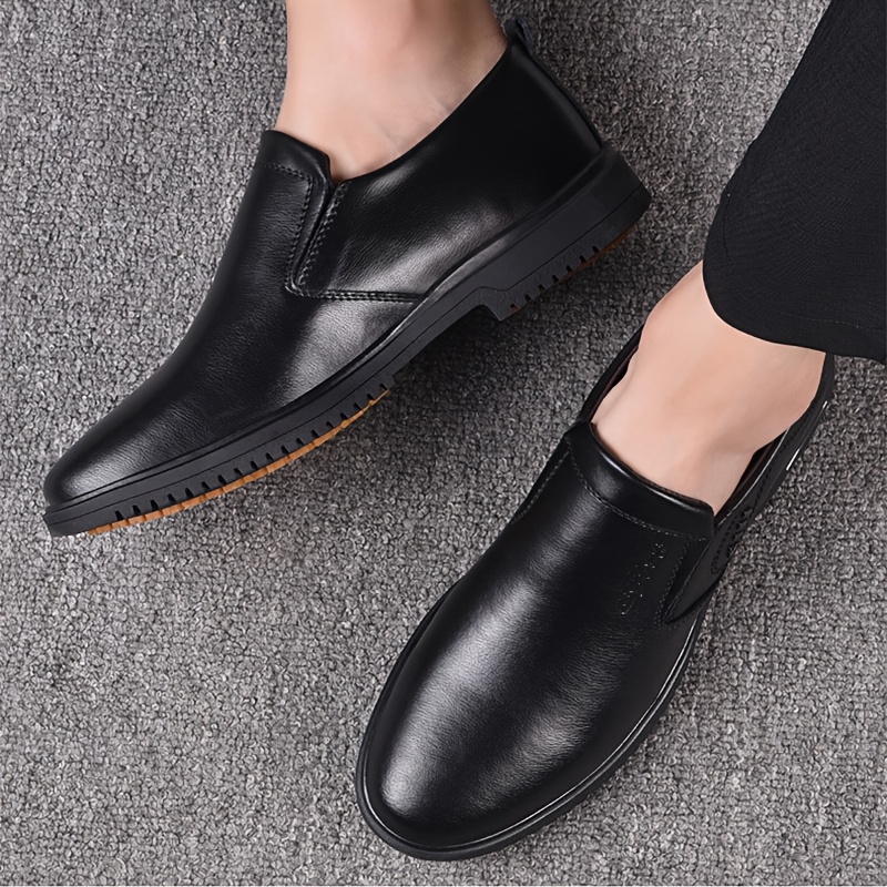 Fashionable, durable, comfortable all year round, professional 's shoes, lightweight, woven, non slip, four season anti odor  for Men's hotels, and lightweight soft soled 's shoes for Men's non slip