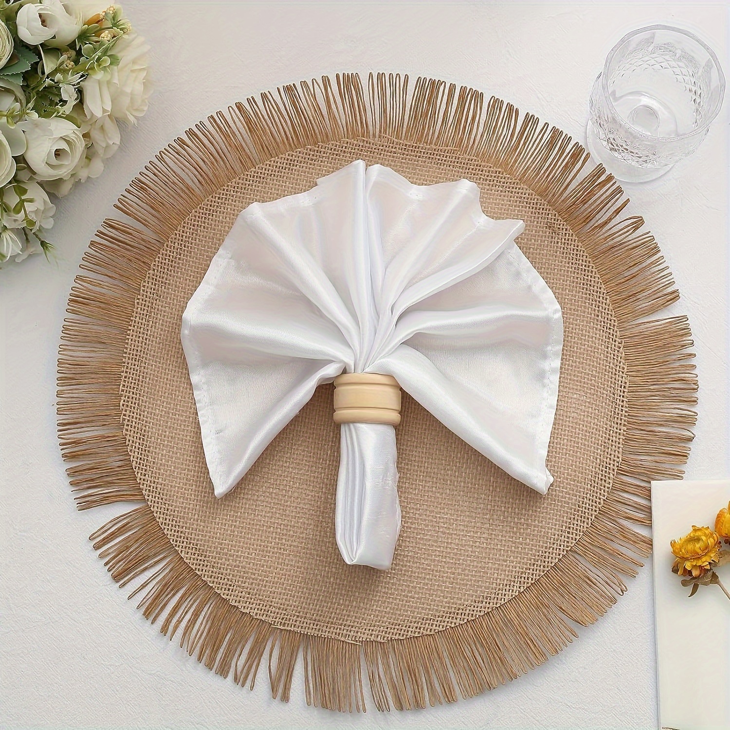 

4pcs Placemats, Natural Jute Straw Weaving Placemats, 16inch Boho Round Rustic Farmhouse Burlap Tassel Dining Table Mats, For Dinning Room And Restaurant, Home Supplies