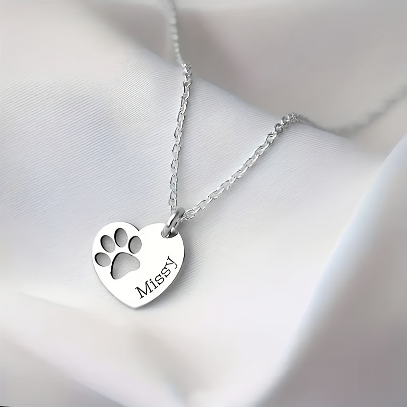 Image of Personalized Claw Printing Necklace Custom Name Engraving For Cat And Dog Lovers, Elegant And Commemorative Gift, Valentine's Day, Christmas, Casual Wear, Originally Engraved With Charm, High-quality