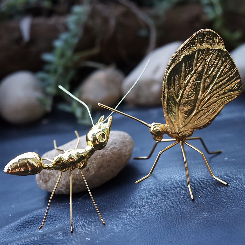 a golden metal handcrafted statue ant sculpture - Temu