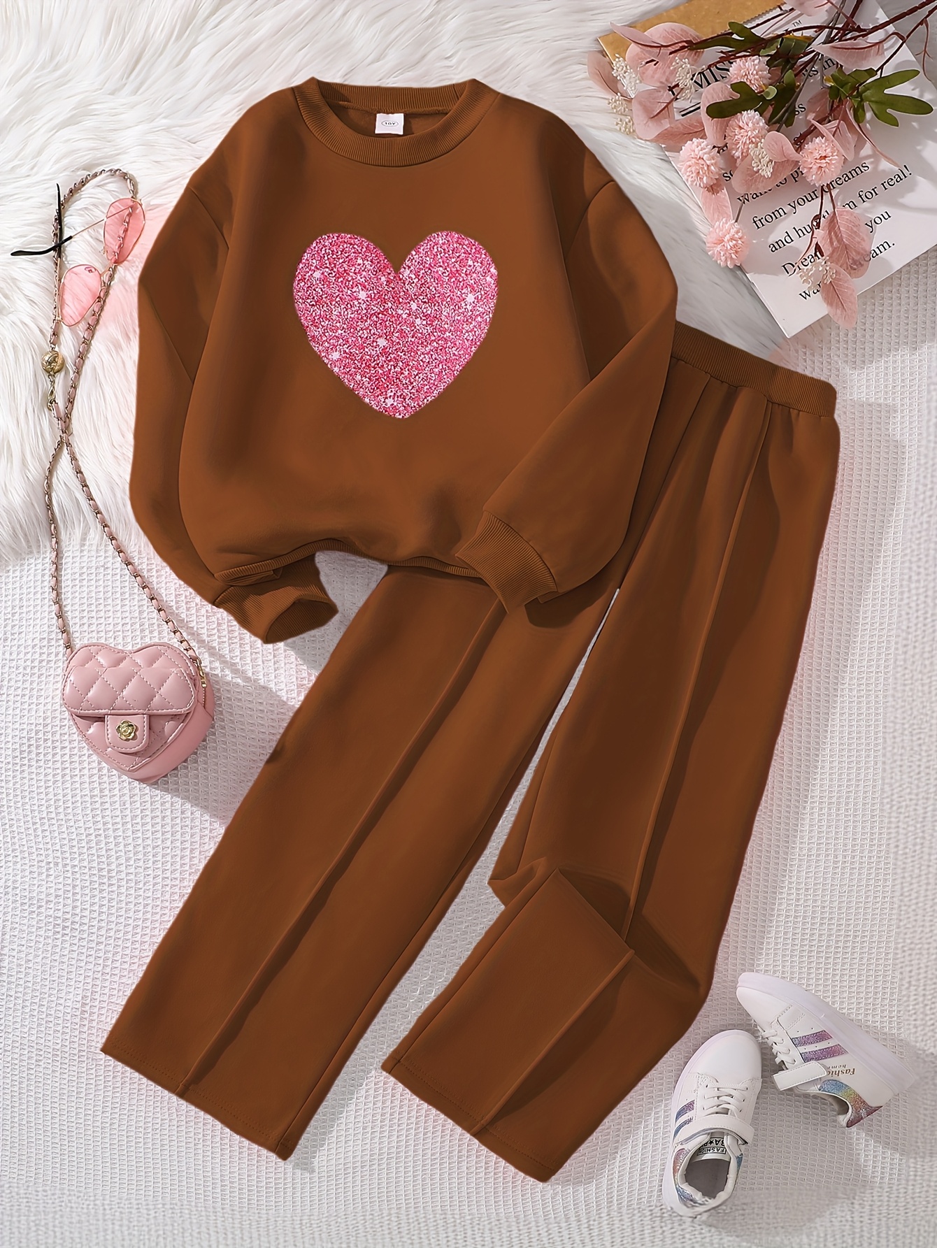 2pcs Set Cute Solid Color Plush Heart Sweatshirt and Pants