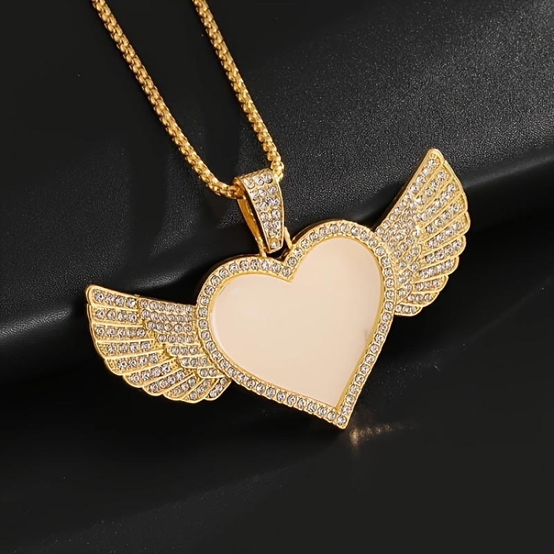 

A Hip-hop Copper Inlaid With Zirconia Heart Wing Photo Pendant Memory Photo Necklace, The Perfect Gift For