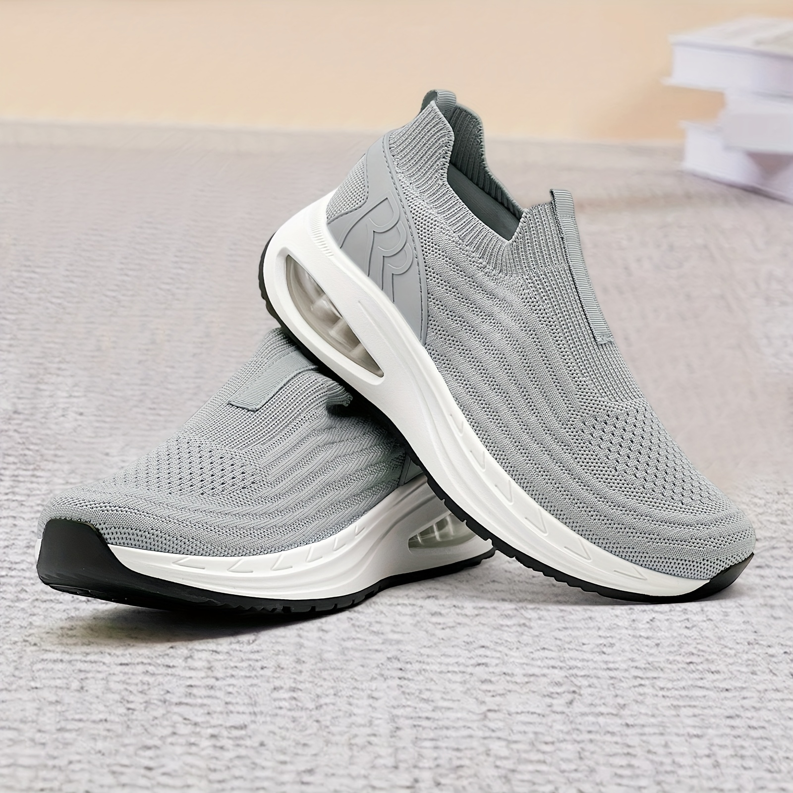 running shoes air cushion