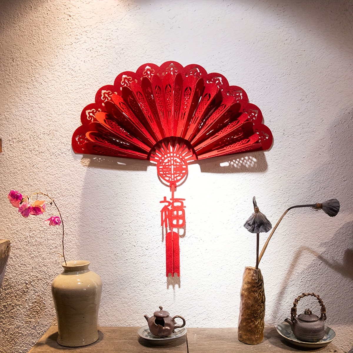 

1pc Éventail Rouge Traditionnel Chinois avec le 'Fu' en 3D - Décoration Élégante pour pour le An, Ornement Suspendu Intérieur pour les Célébrations Festives