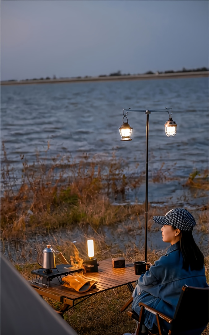 Portable Camping Lantern Stand Lightweight Lamp Post Hanging Light Holder Stick | UK