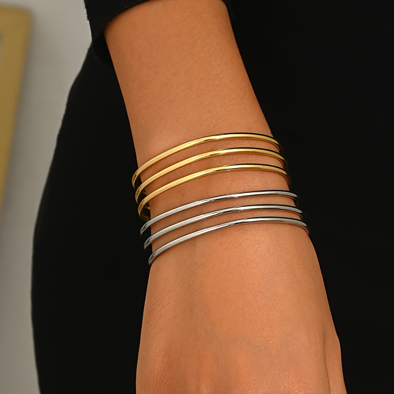 2pcs Women's Plated Multi-Layer Open Bangle Bracelet Set
