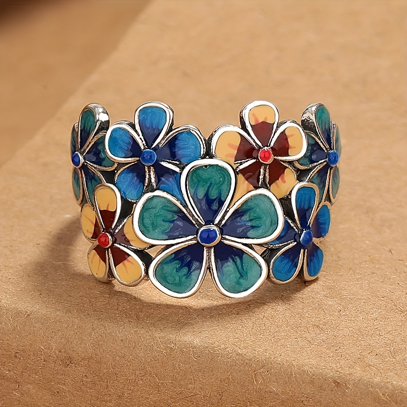 

Vintage-inspired Enamel Floral Ring For Men & Women - Unique Open Design, Alloy Craftsmanship