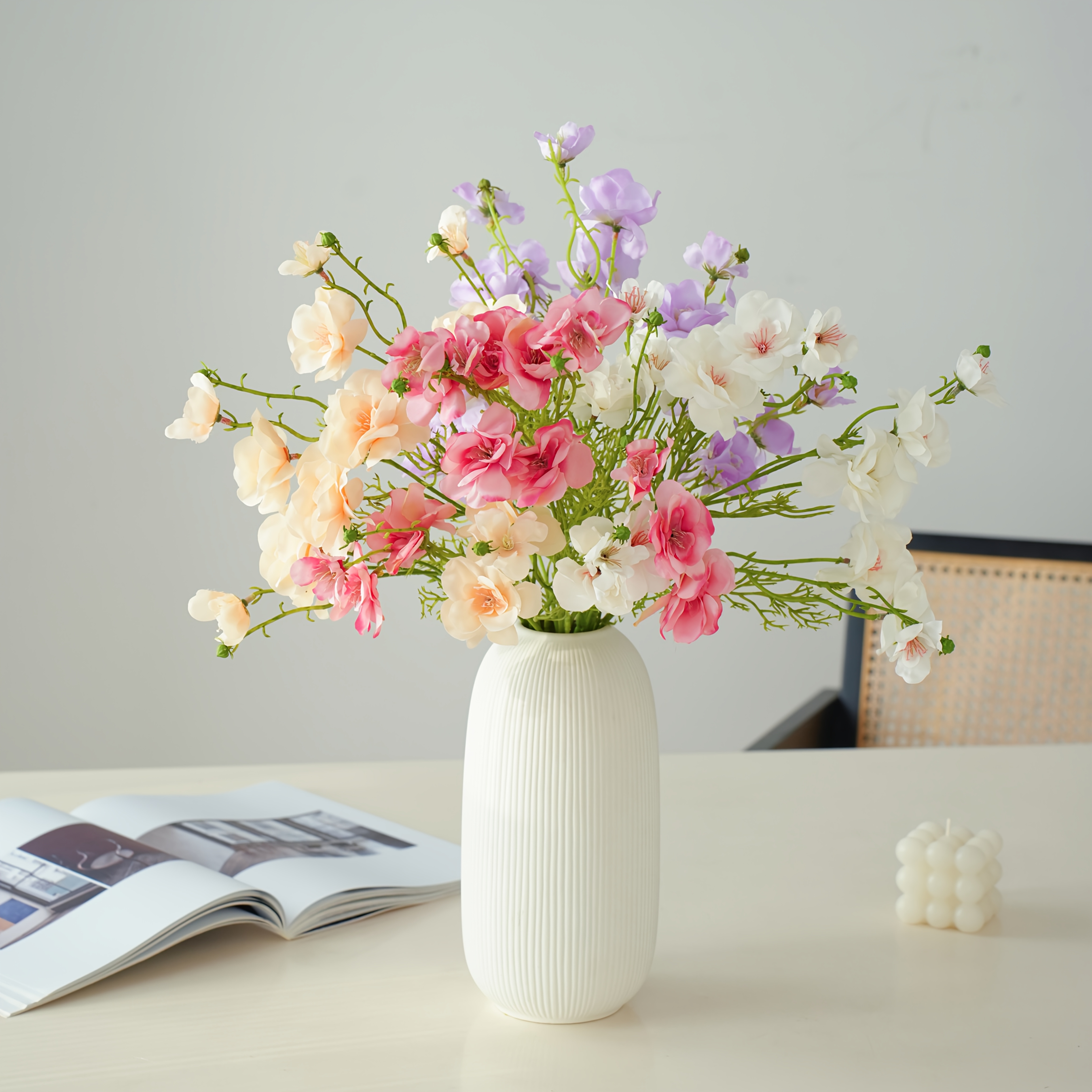E-shop 4 Stück Künstliche Realistische mit Falsche Schmetterlingen – Blühendes Tischdekor für Vase, Innen-/Außenbereich, Hochzeit, Garten,