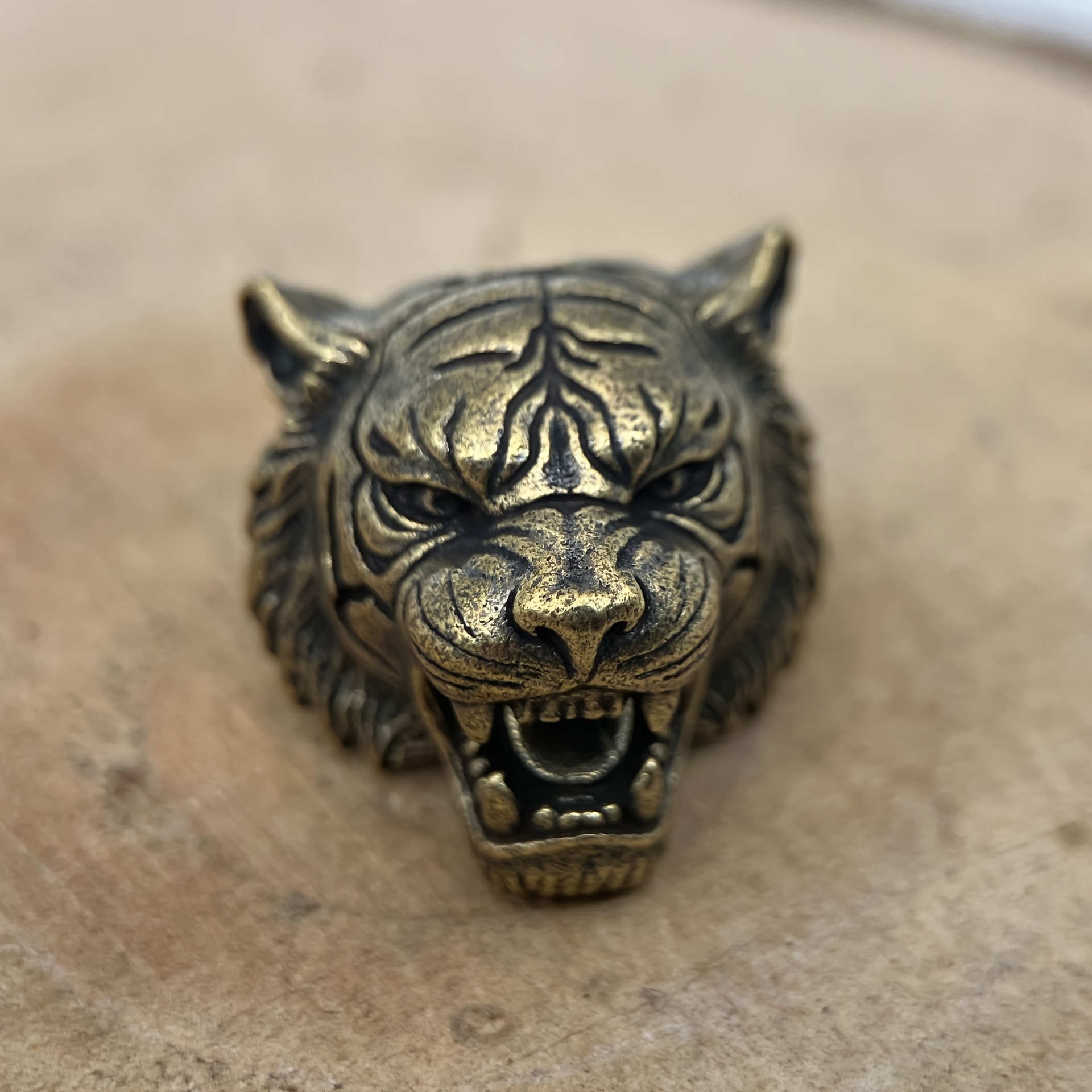 TEMU Perline distaccate in metallo con testa di tigre vintage e used, perline individuali a forma di animale, componenti per ciondoli a forma di