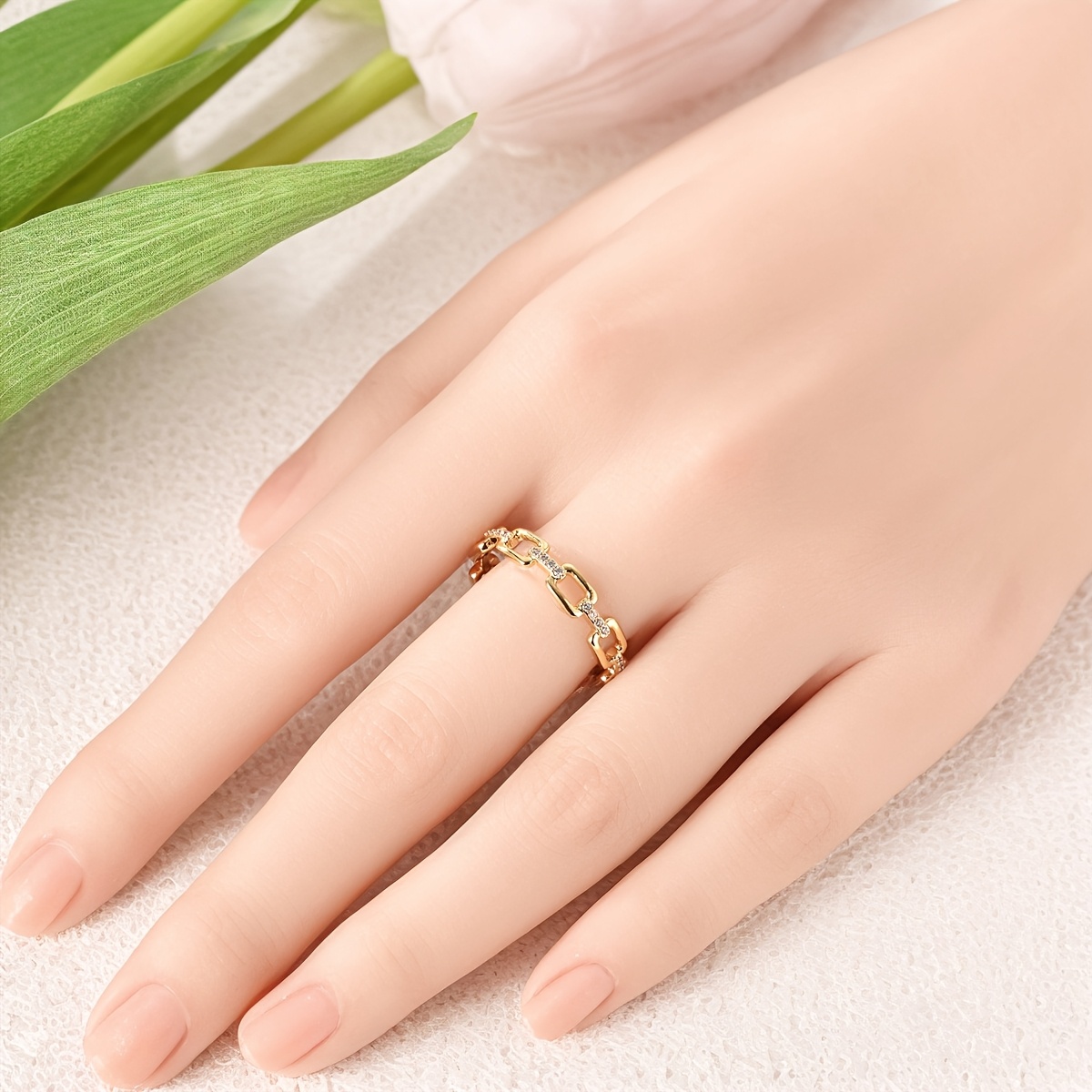 Women's Elegant Chain Ring for Daily Wear