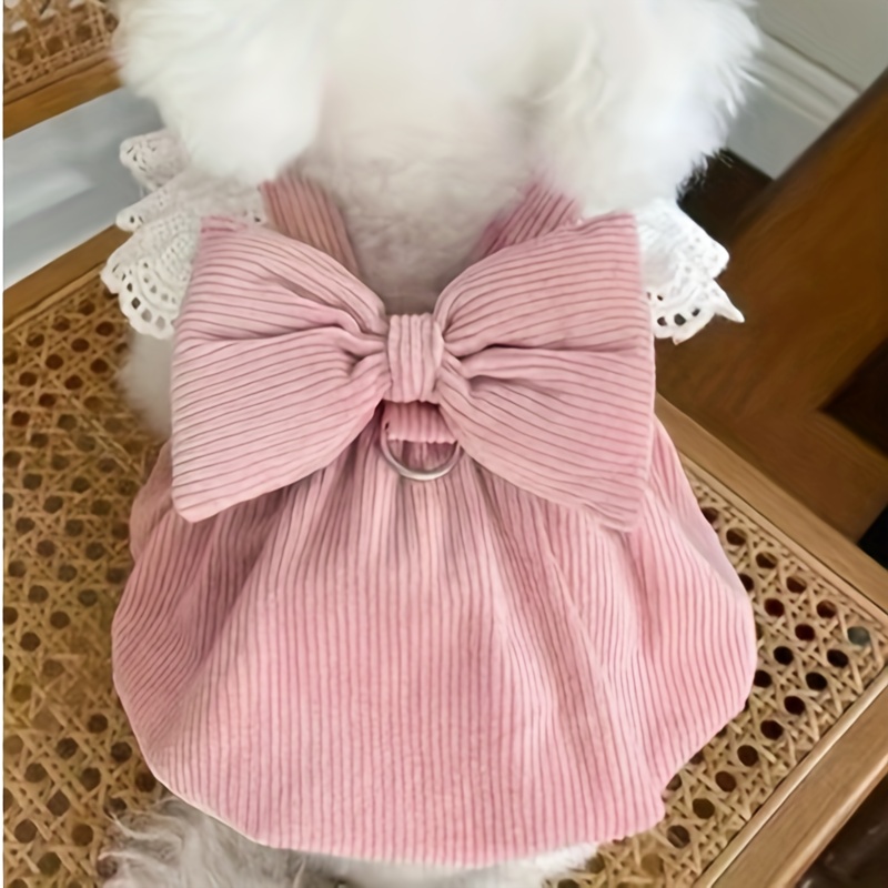 

Chic Bow-knot Flannel Pet Dress With Leash Ring - Elegant Lace Trim Sleeveless Dog Dress For Small Breeds - All-season, Pullover Style Polyester Dog Princess Costume For Autumn And Winter