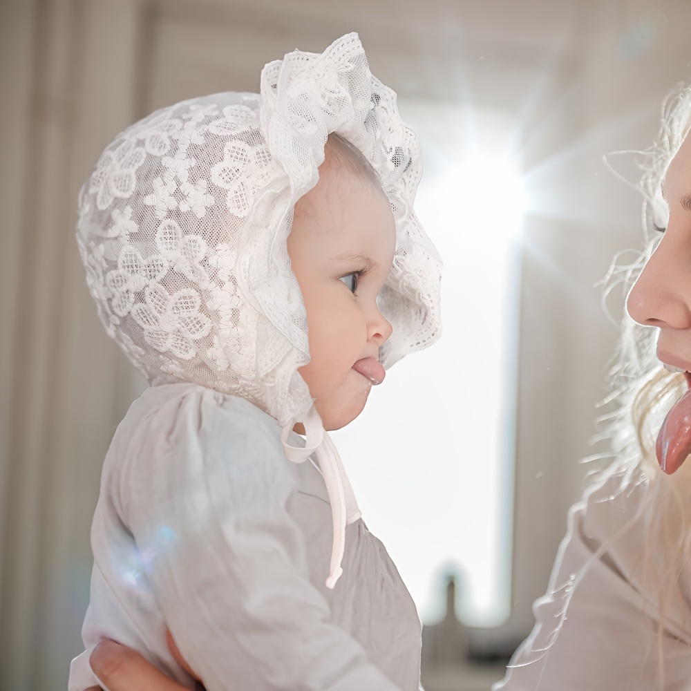 

1pc Fashion Baby White Lace Embroidery Bow Bucket Hat, Spring Summer Cute Breathable Hat With Chin Strap, For Newborns