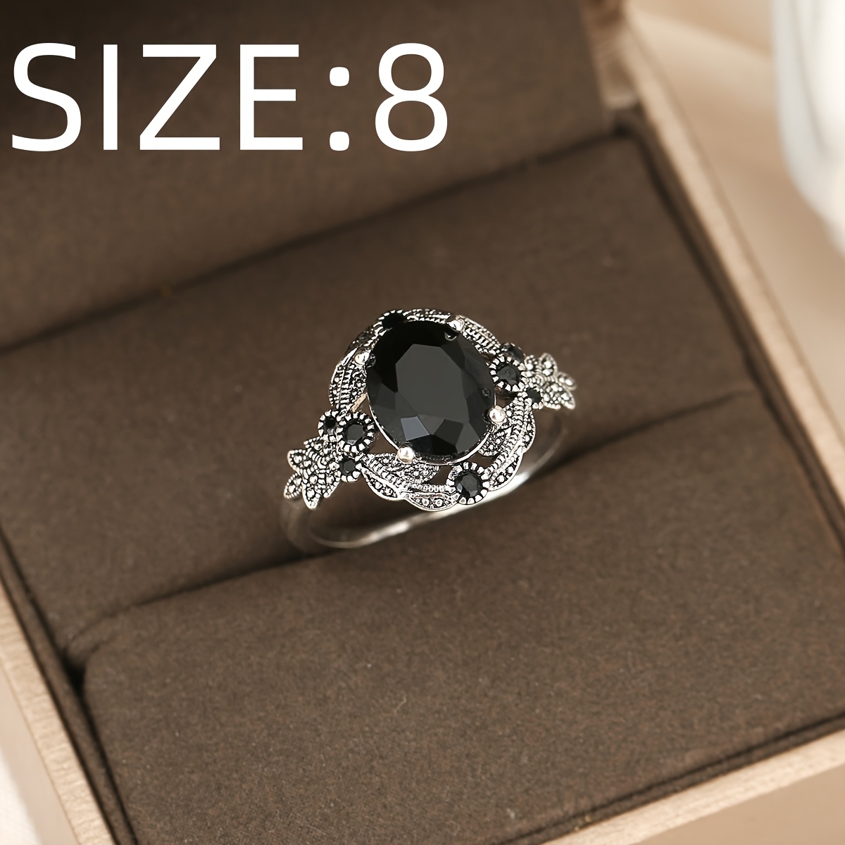 E-shop ., Europäische Amerikanische Mode – Kupferring mit schwarzer synthetischer Zirkonia-Einfassung, luxuriöser klassischer Ring – Handgefertigter