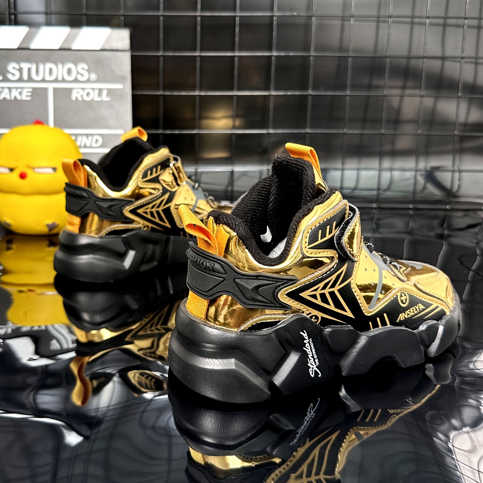 Jongensmode-sneakers - Duurzame laagtop-basketbalshoes met sluiting, ademende stofinleg en EVA-gepolijste zool voor outdoor-hardlopen, casual-draag - Comfort voor alle seizoenen, basketbalshoes, sportkleding, stijlvolle design met lusen, gevoerde EVA-zool