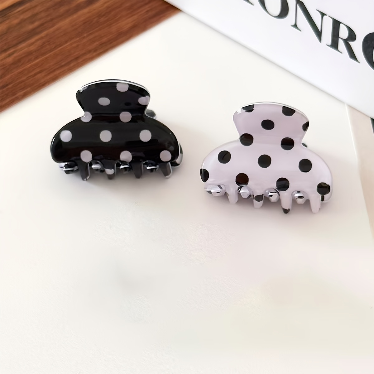 Image of 2pcs Polka Dot Hair Claw Clips, Cute Small Claw Clips, Durable Hair Additions, Suitable For Women's Side Bangs Long Hair Ponytail Hair Claw Clips Headdress, Women' Travel Versatile Small Claw Clips
