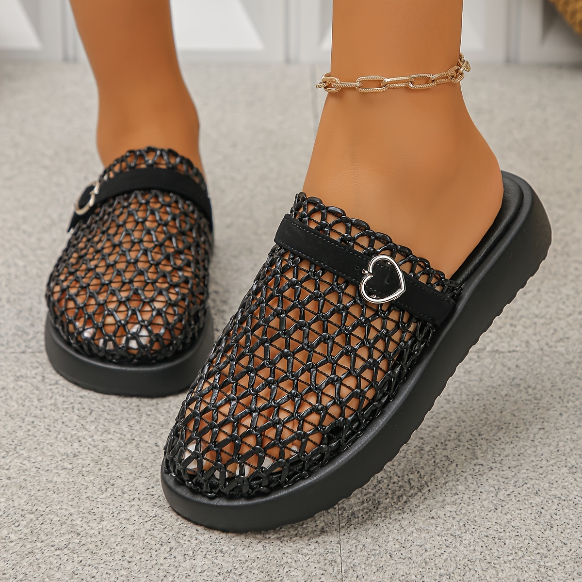 TEMU Sandales à plateforme en ajourée pour femmes, chaussons confortables à bout fermé avec boucle de cœur, sandales d'été à plateforme sportives