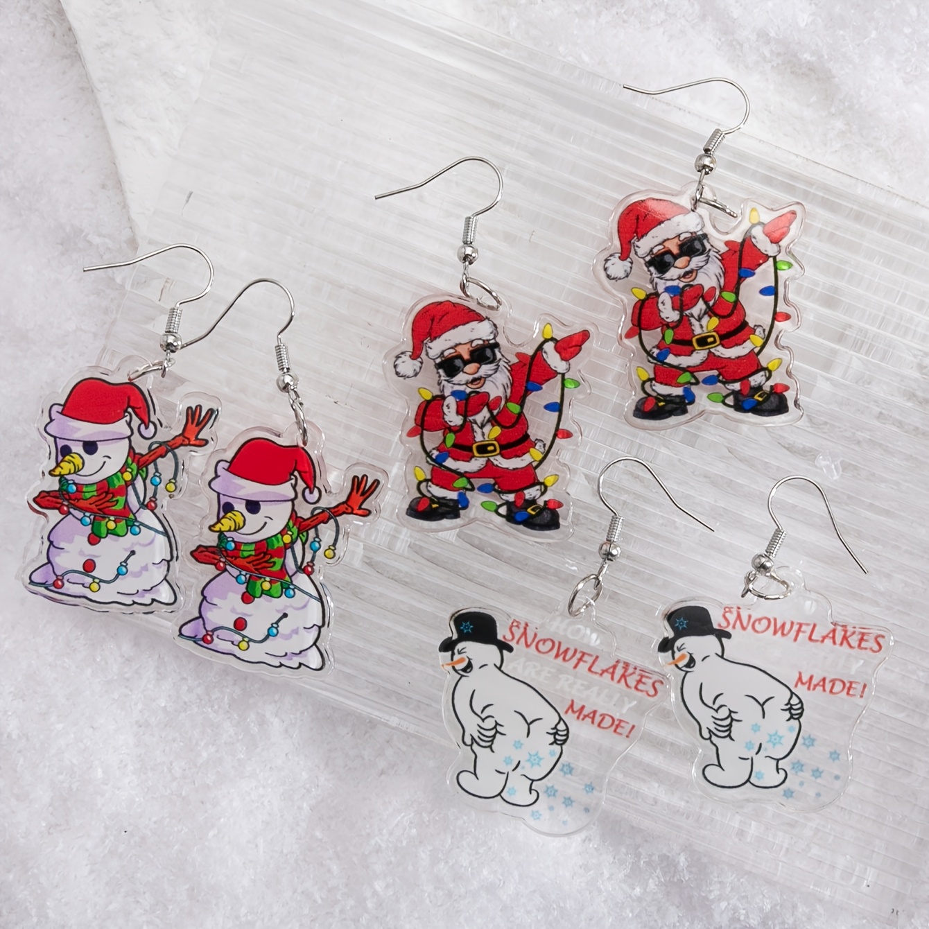 

1 Pair Of Christmas Santa Claus, Snowman Design, Acrylic Earrings, Unique Gift For Ladies And Girls