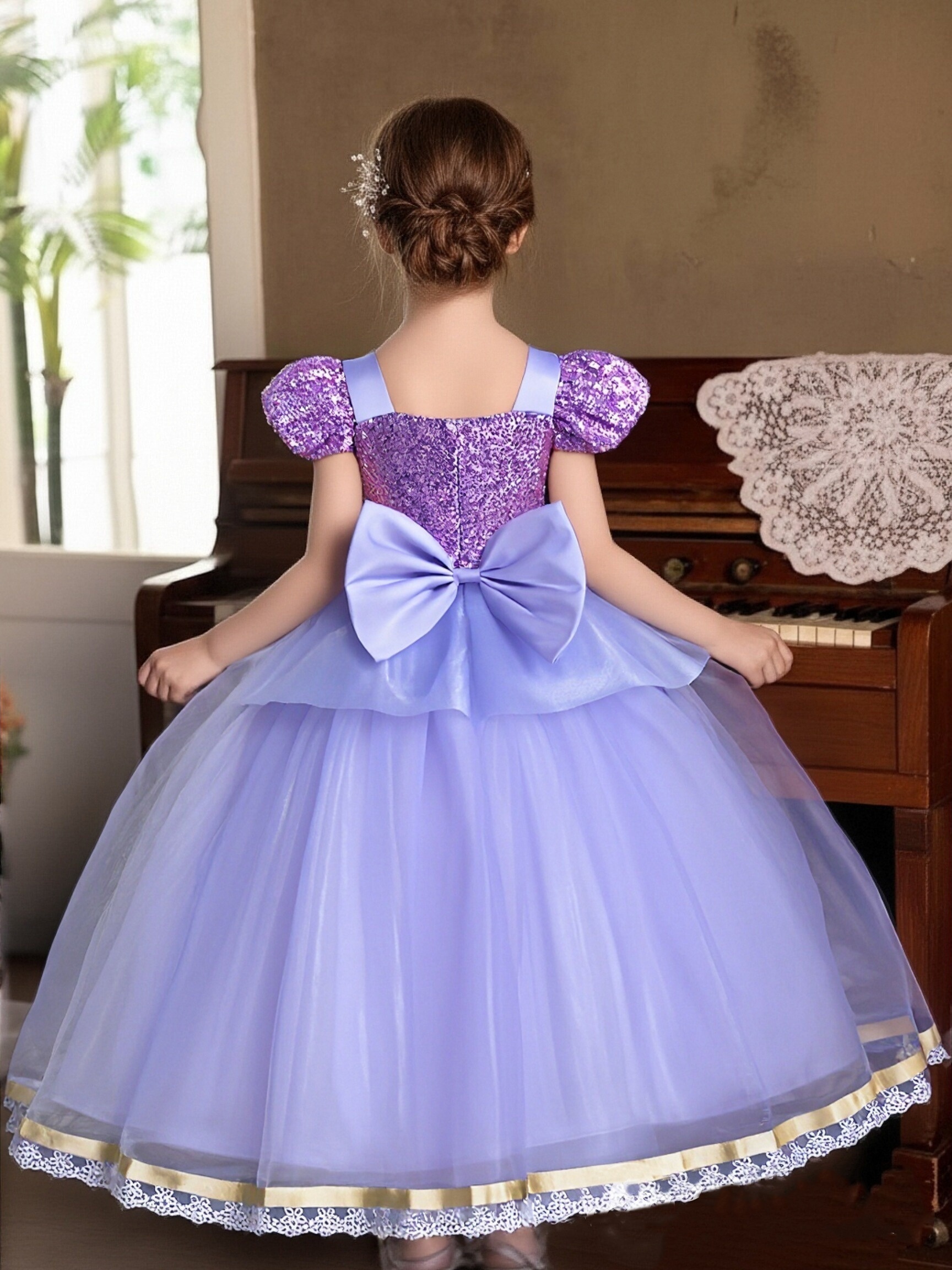 green emerald velvet dress Amazon.com: Girls Pageant Party Dress Ruffle Flower Kids Wedding Gown  Sequin Formal Dress 4 to 9 Years (Blue, 2-3 Years): Clothing, Shoes &  Jewelry main image 0