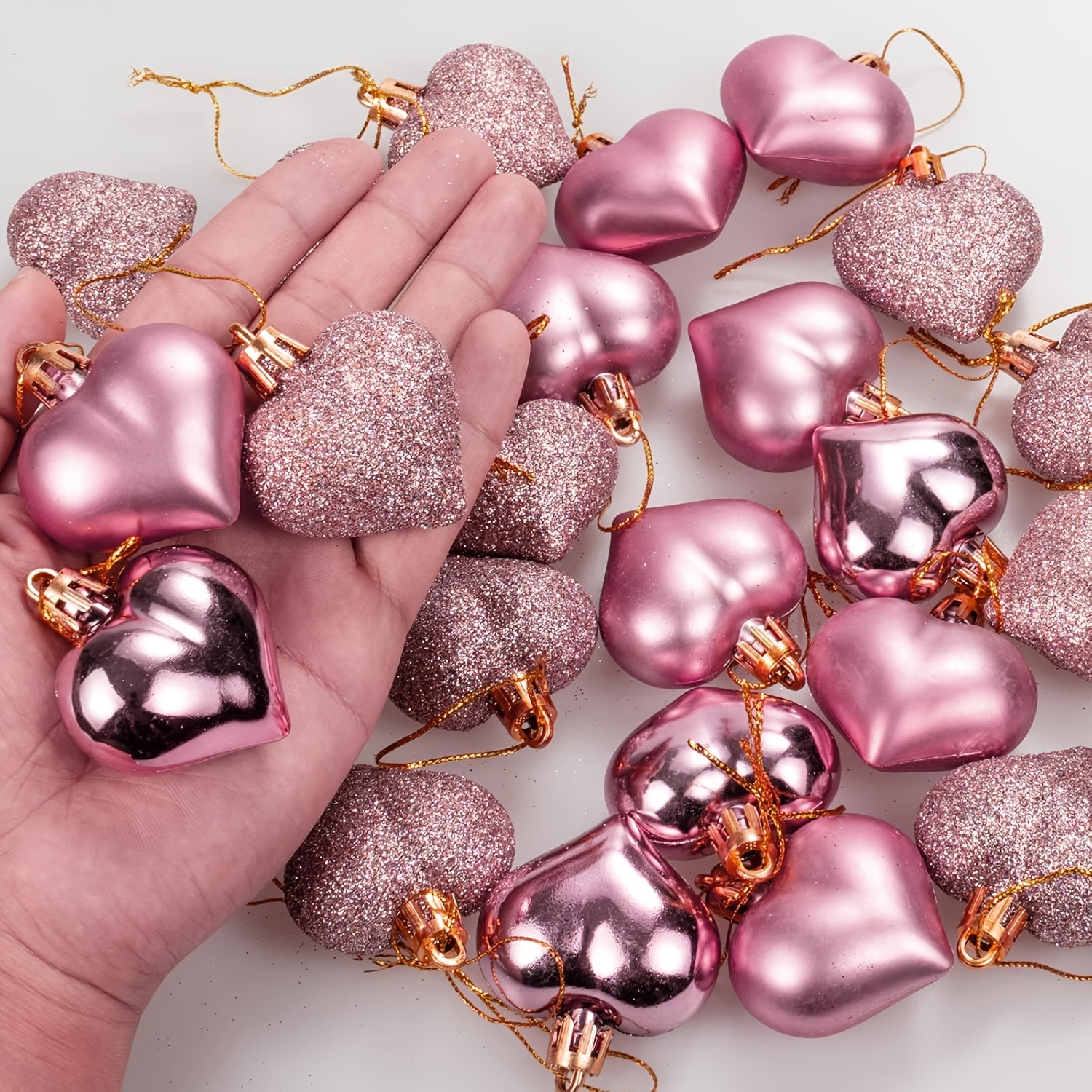 

6-pack Rose -shaped Christmas Ornaments - Plastic Decorations For Wedding, Bridal Shower, Valentine's Day, And Celebrations, No Electricity Needed